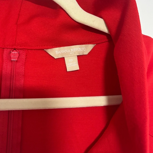 Banana Republic Red Bodycon Dress with pockets - Picture 5 of 5